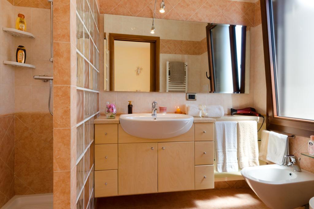 B&B L'Antica Rimessa Лечче Экстерьер фото